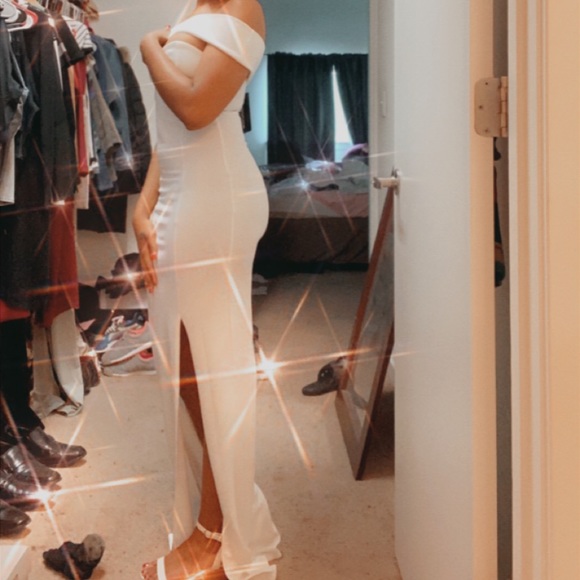 White Cross Strap Maxi Dress - Picture 4 of 5